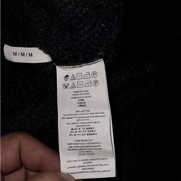 Michael Kors Sweater - Picture 7 of 9